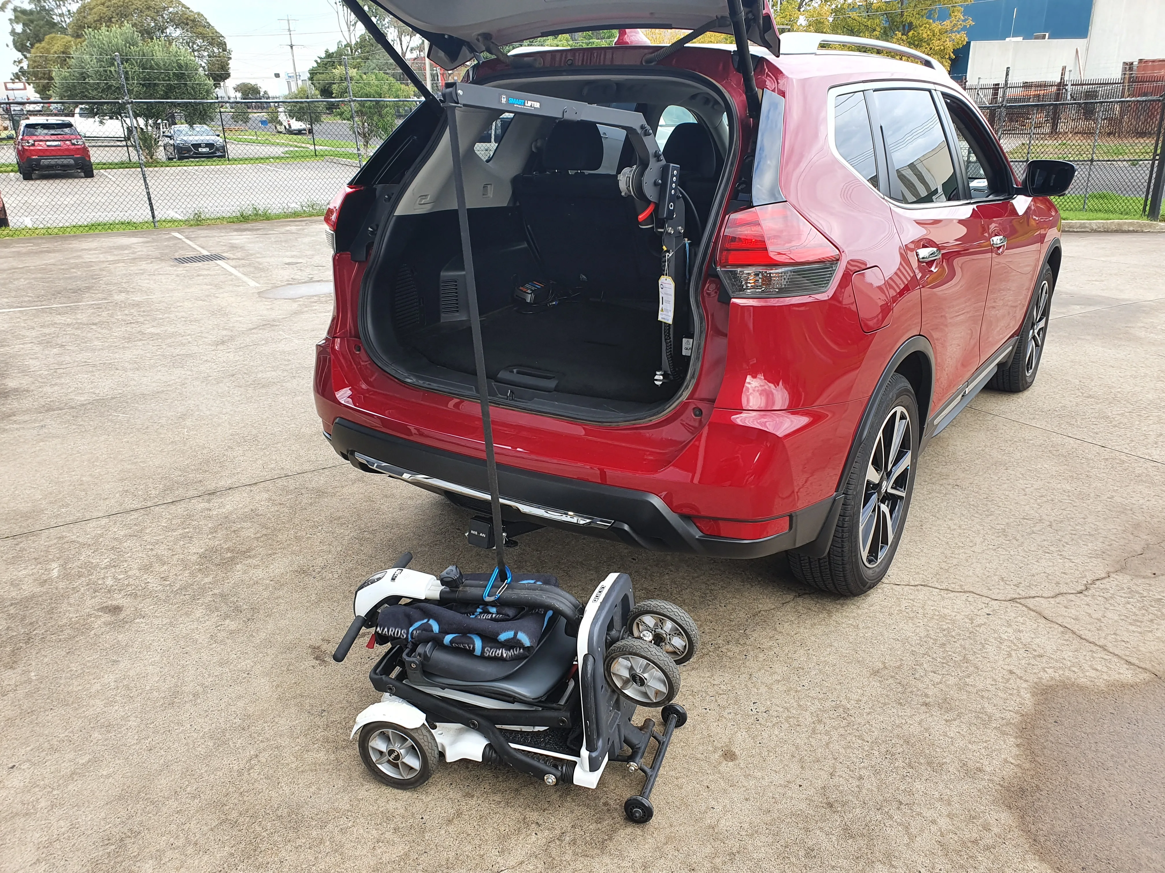 AUTO CHAIR LM
