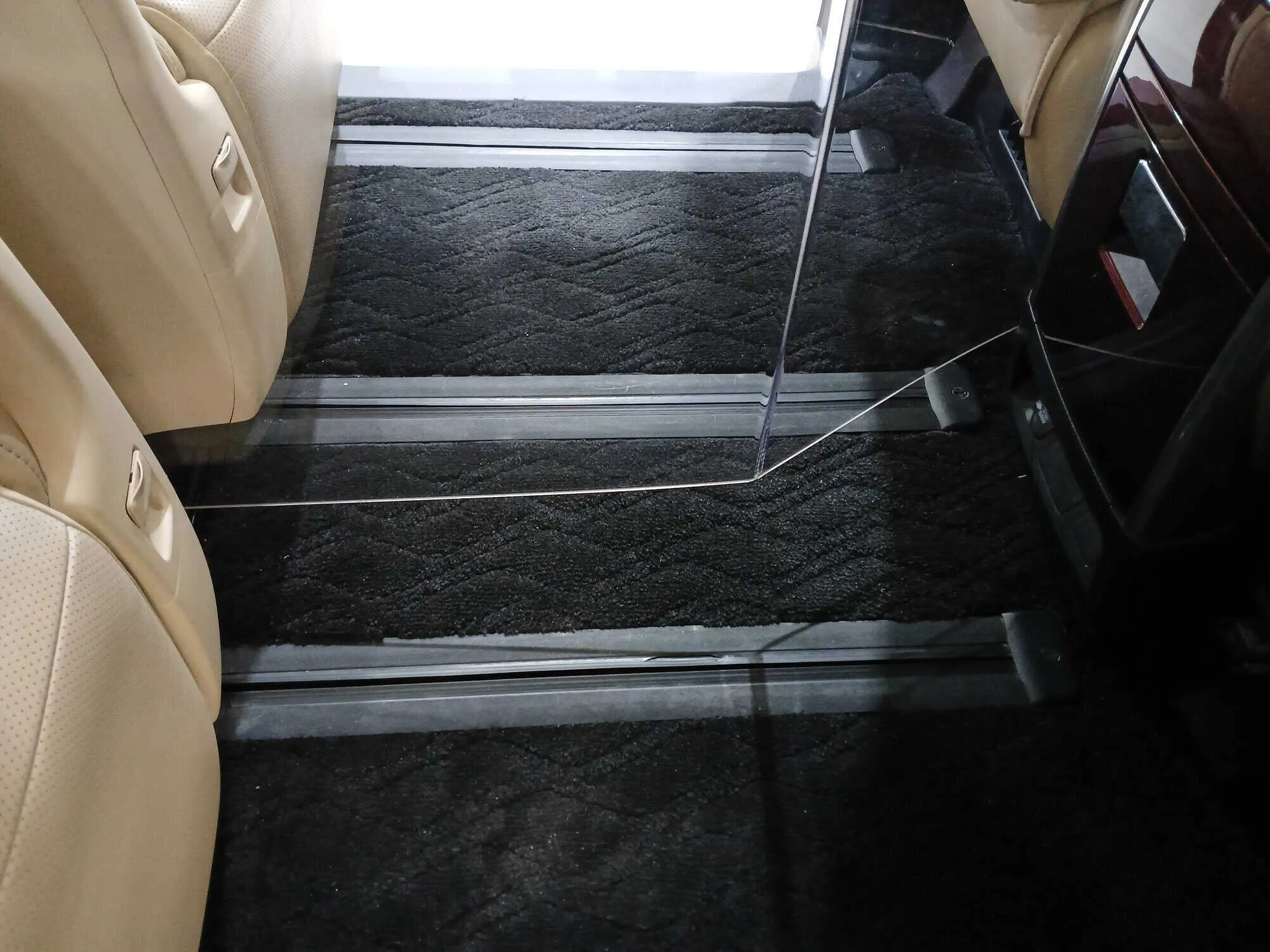 2017 Toyota Alphard