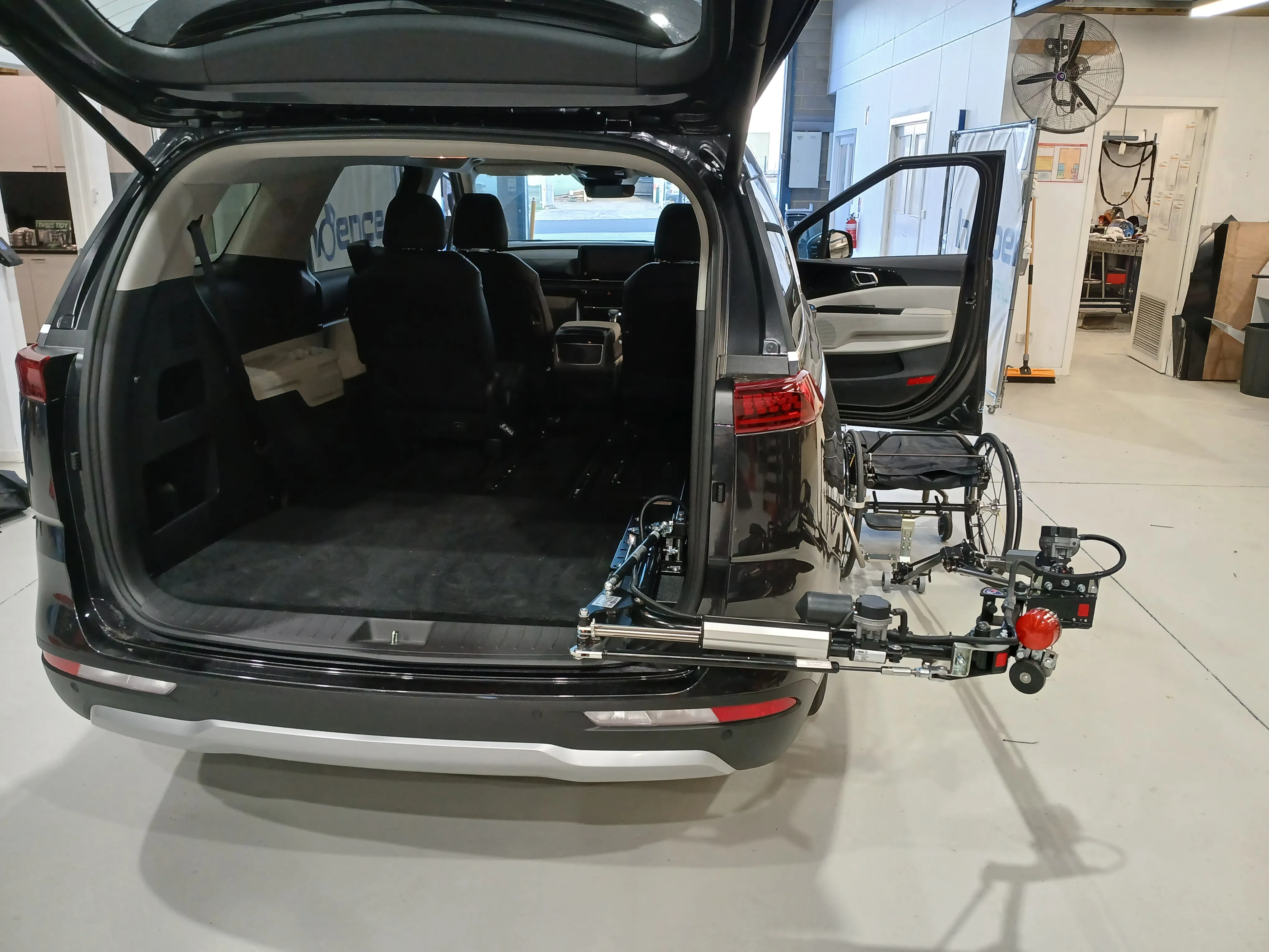 2023 Kia Carnival