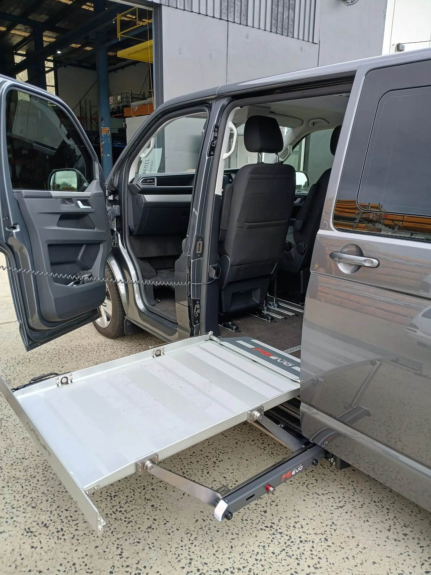 INSTALLED BY THE EXPERTS