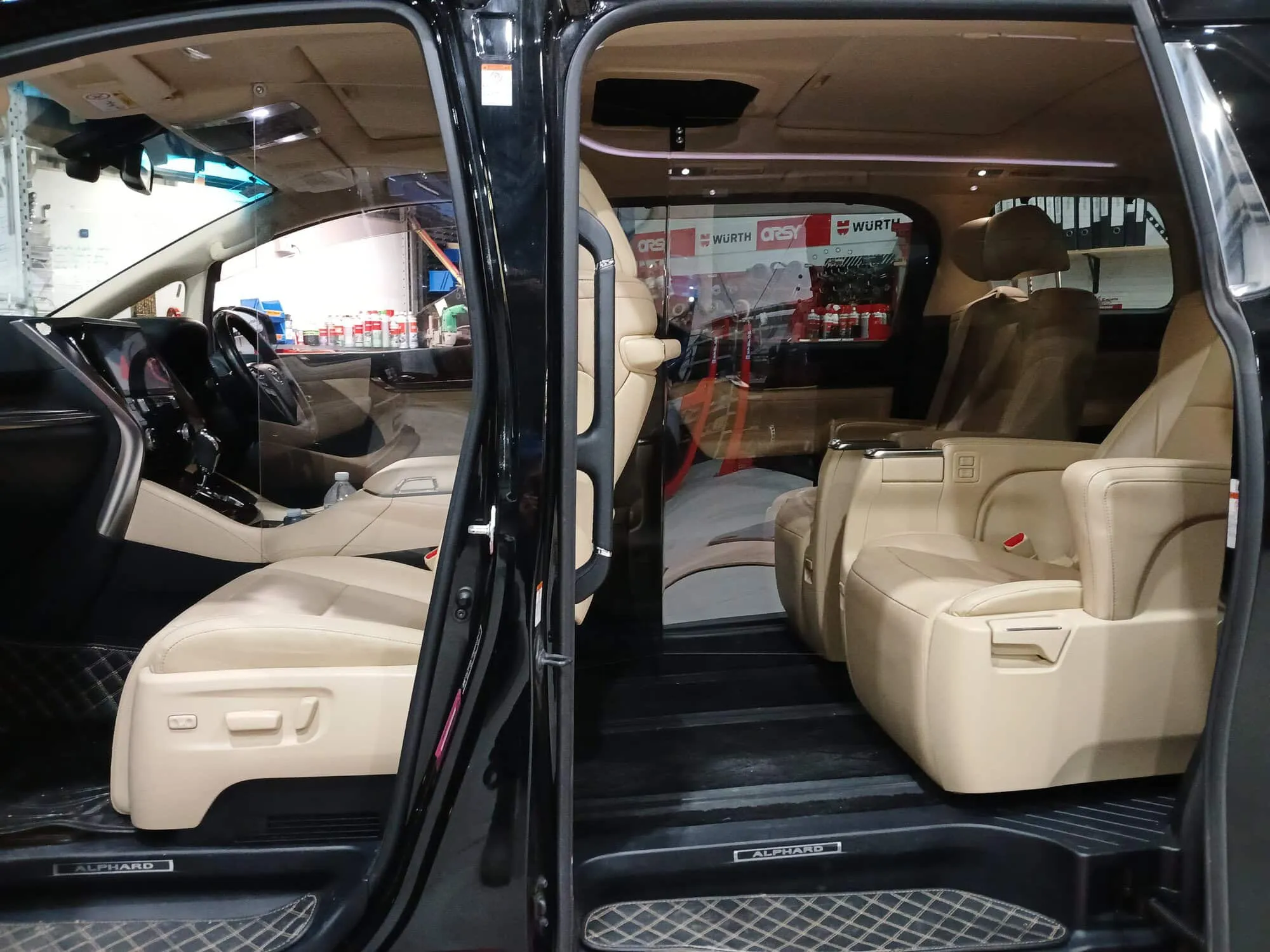 2017 Toyota Alphard