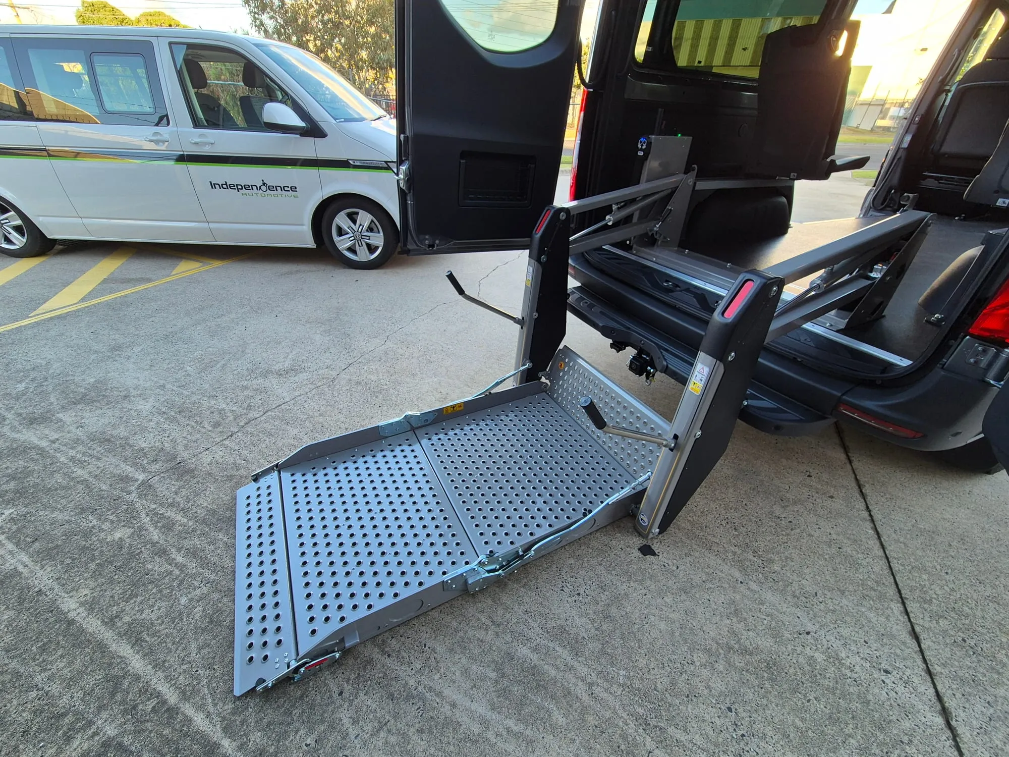 Mercedes Sprinter — photo 10