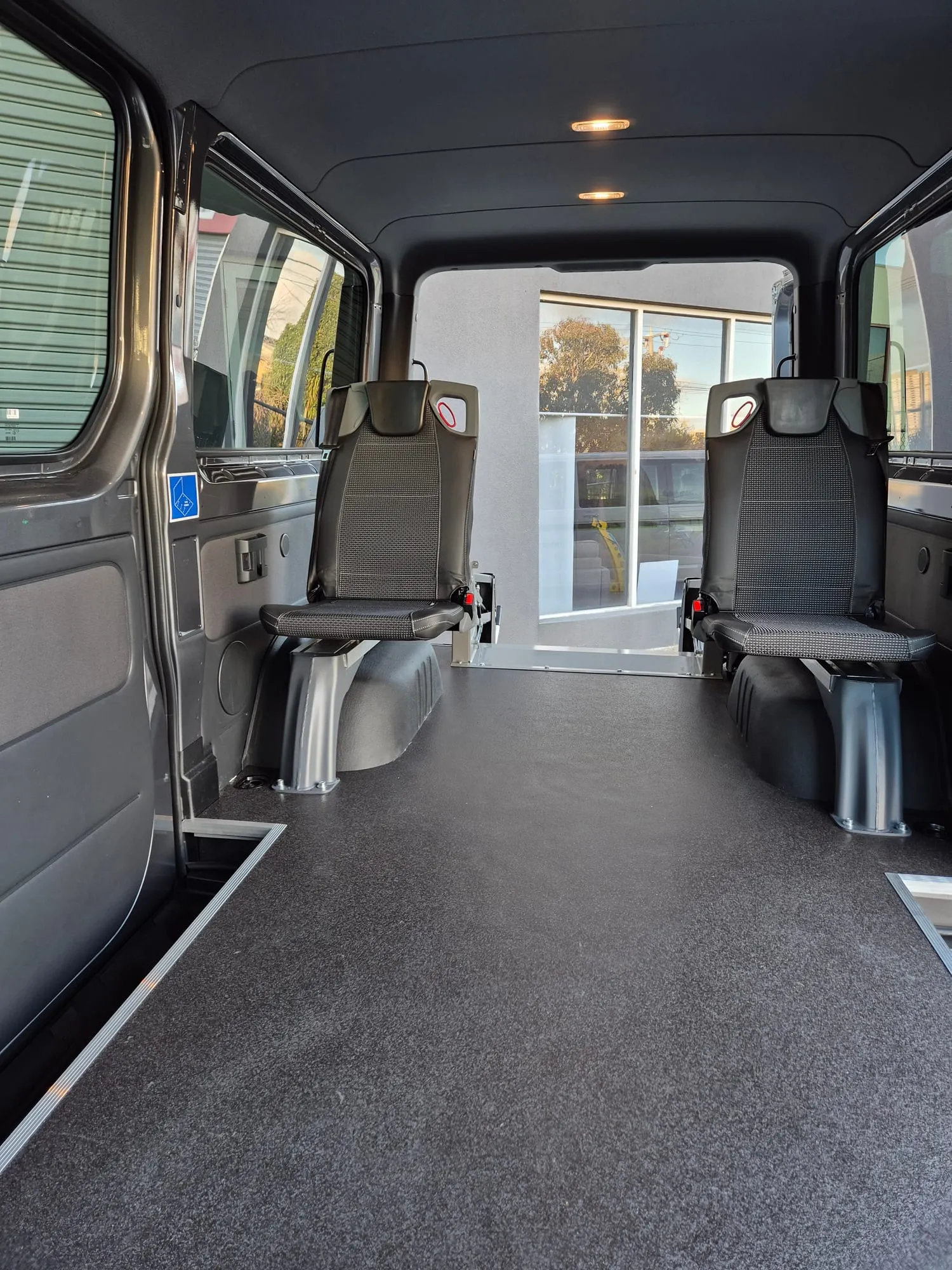 Mercedes Sprinter — photo 17