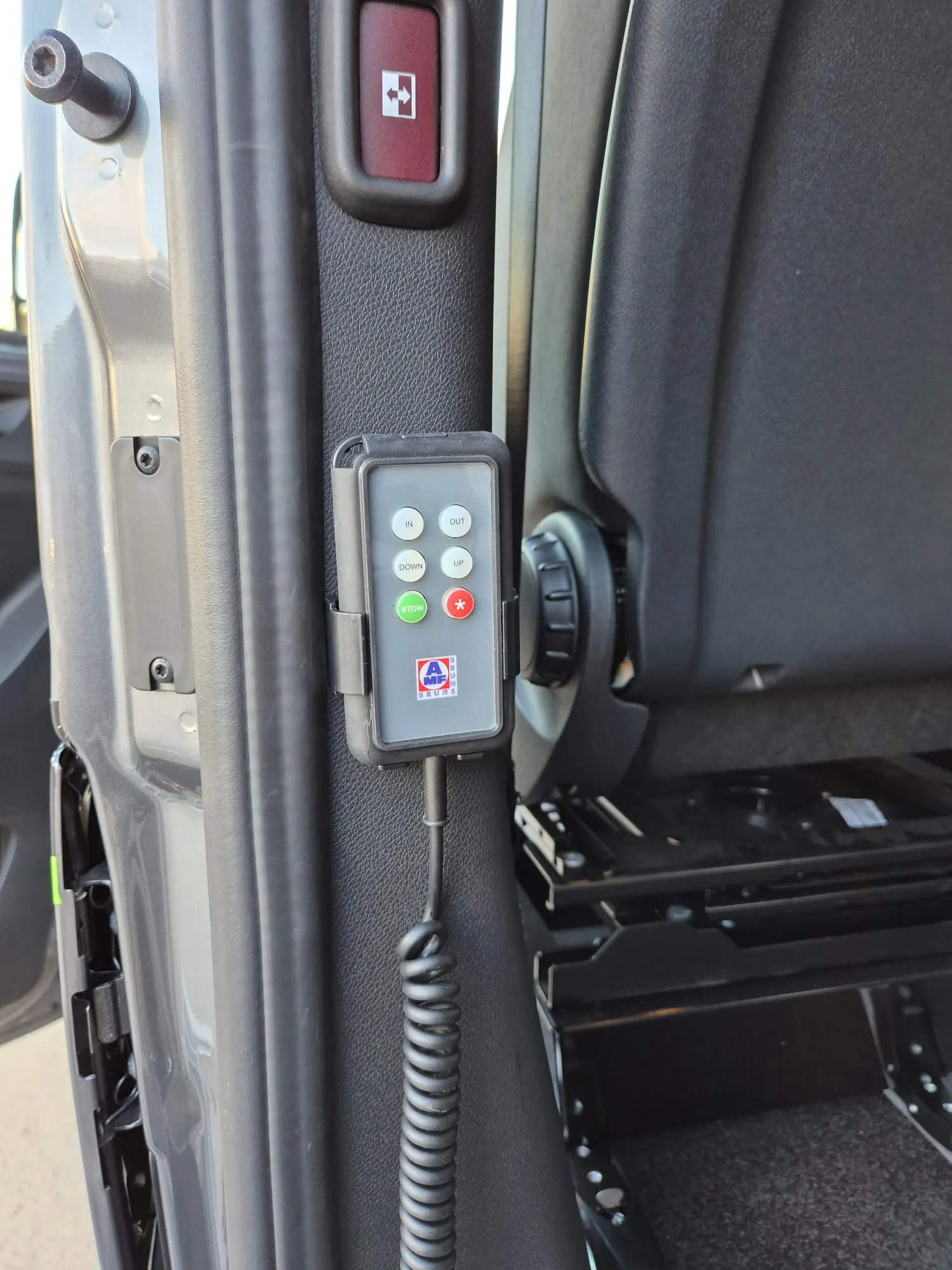Mercedes Sprinter — photo 23