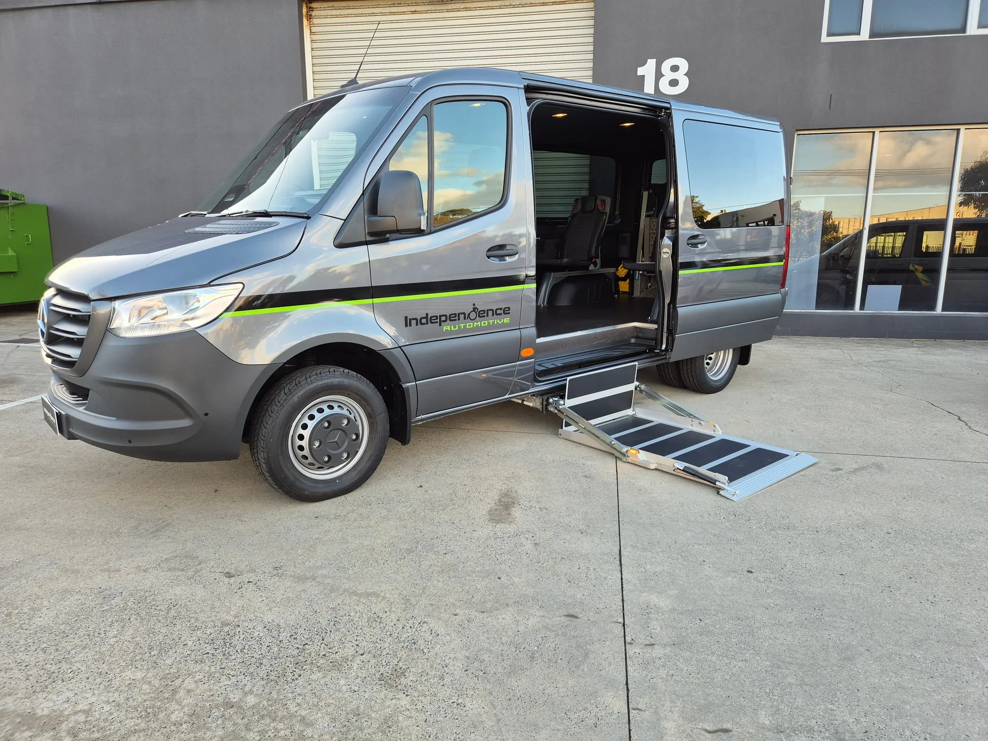 Mercedes Sprinter — photo 5