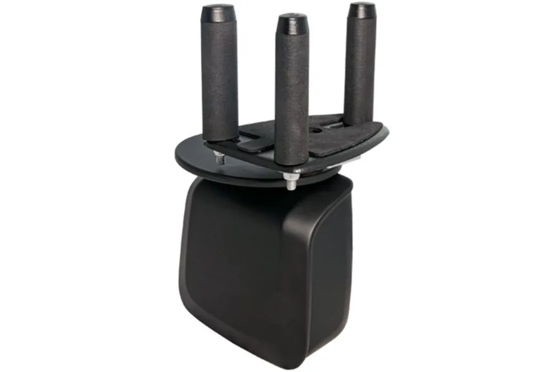 SPACE DRIVE ROTATIONAL STEERING DEVICE