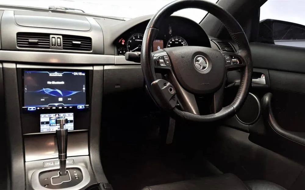 Holden VE Commodore V8